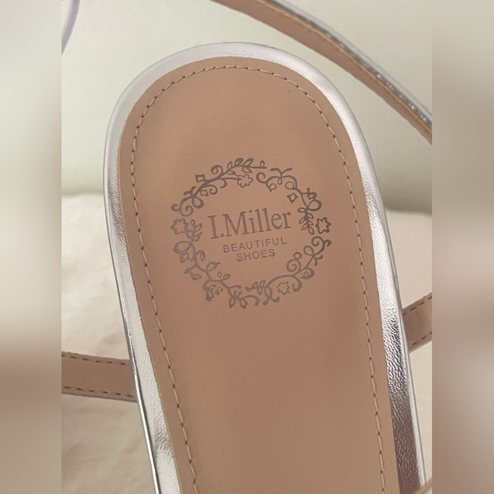 I.Miller Sophisticated Silver High Heel Sandals - Picture 8 of 10